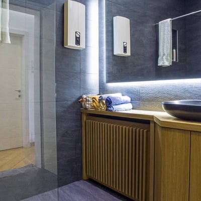 Rental of a spacious 3-room apartment, 126 m², central Belgrade, Serbia